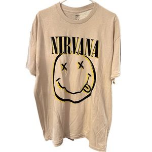 🦋Nirvana unisex t-shirt size- XL